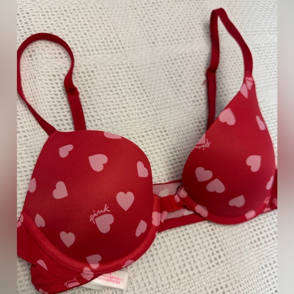 PINK Victoria's Secret Red and Pink Heart Print Bra